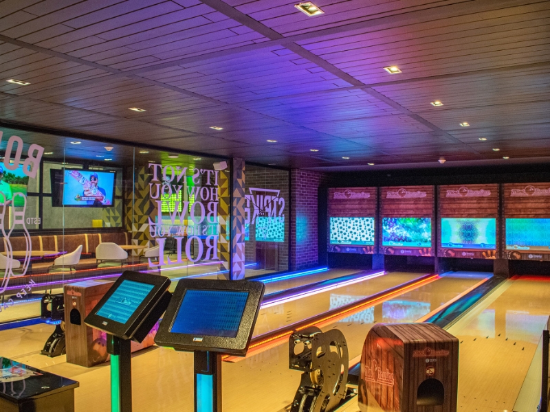 Mini Bowling