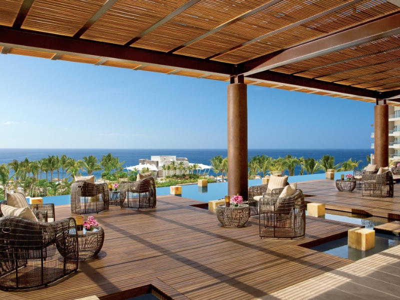 Lobby terrace