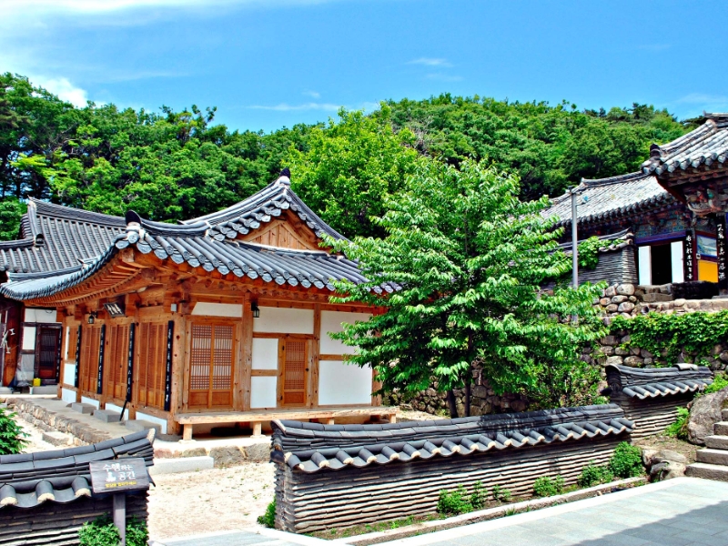 Donghwasa Temple