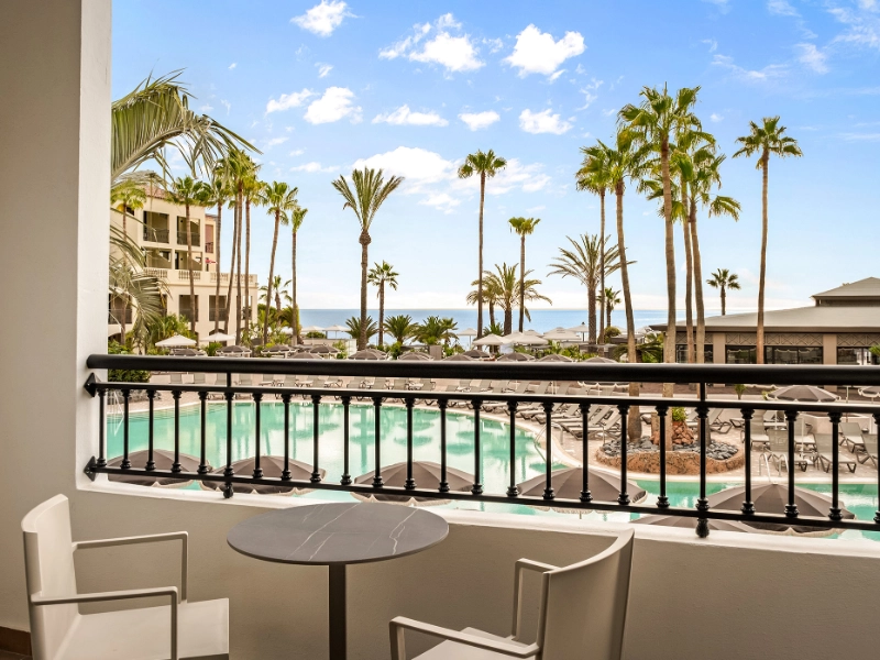 Junior Suite Deluxe Side Sea View Balcony
