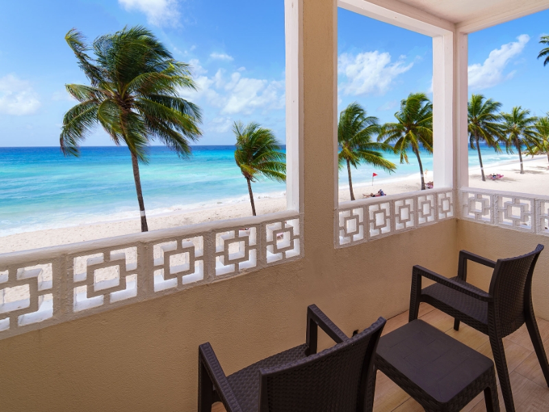 Ocean view balcony Banyan