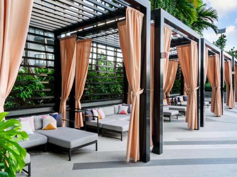 Pool side seating