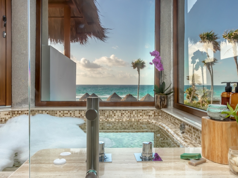 Emerald Jr Suite