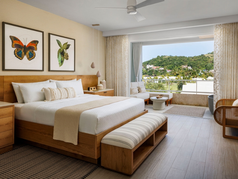 Bamboo Palm Room Balcony Bedroom