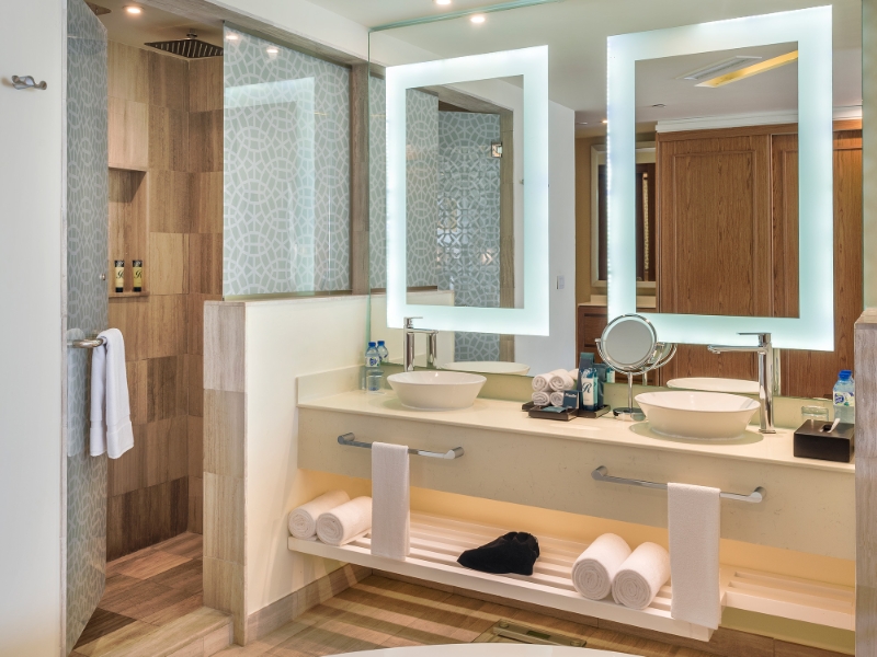 Luxury Junior Suit Ocean View