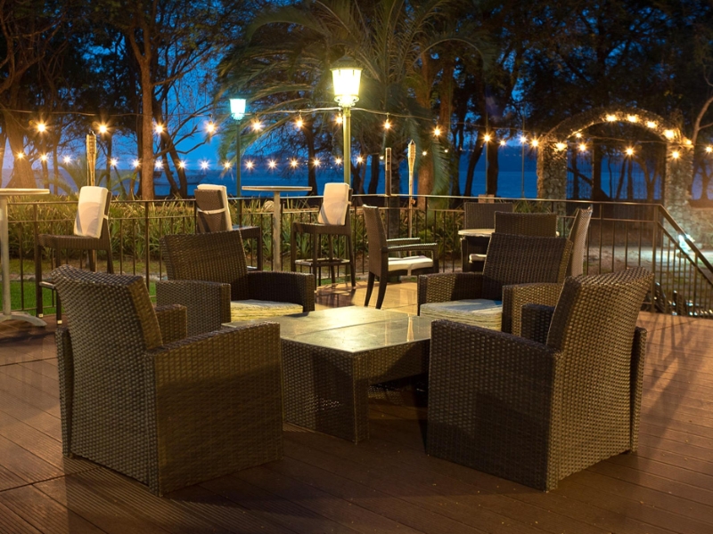 Restaurant Deck