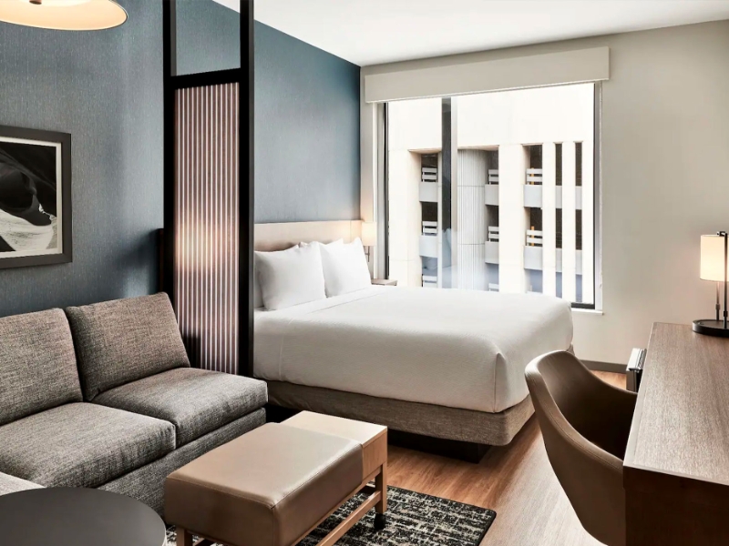 King Room