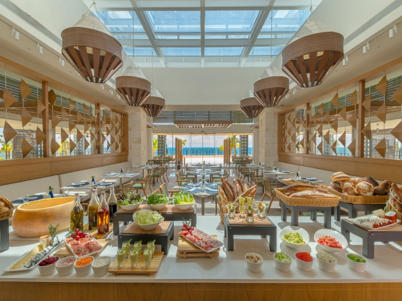 Vora Mar Restaurant