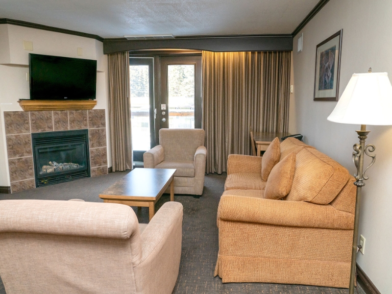 Two Bedroom Suite 1King 2Queens