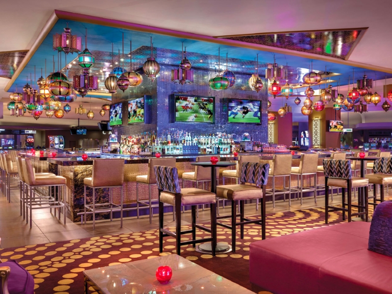 Centra Bar and Lounge