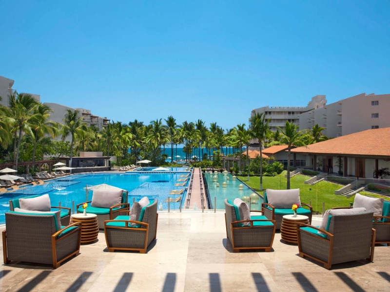 Panoramic View Lobby