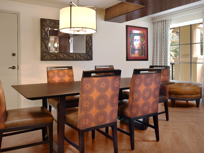 One bedroom suite Dining