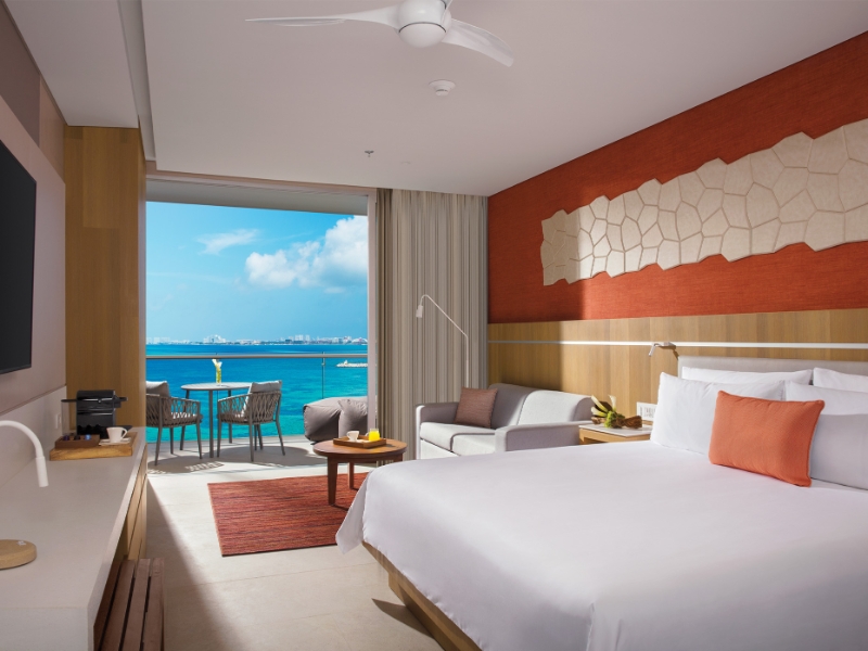 Deluxe Ocean View Preferred Club Deluxe Ocean View