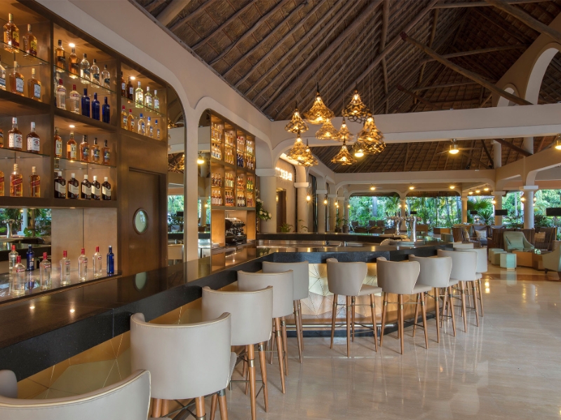 Lobby Bar