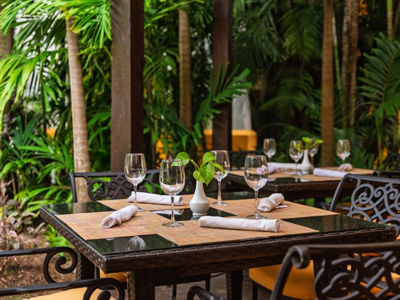 La Carreta Royal Level Restaurant