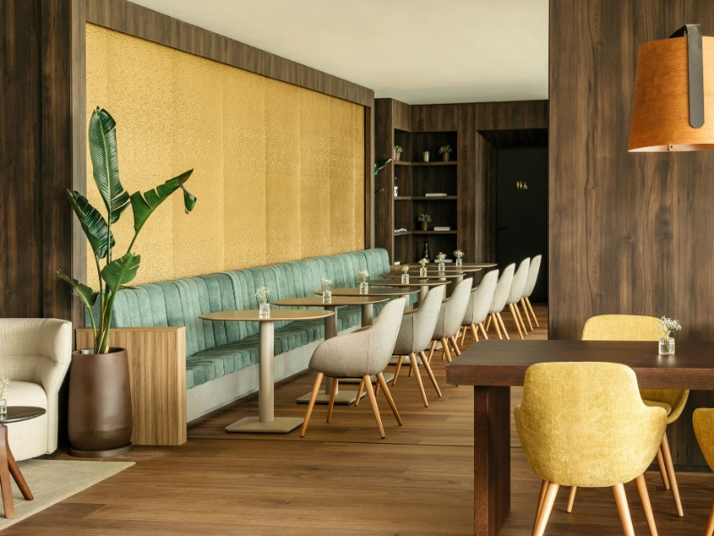 Red Level Lounge