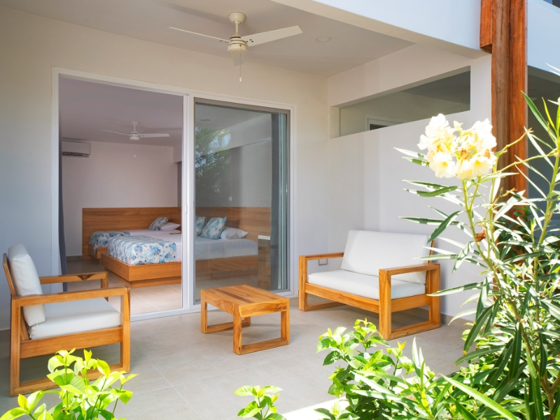 Deluxe Room King Bed Exterior