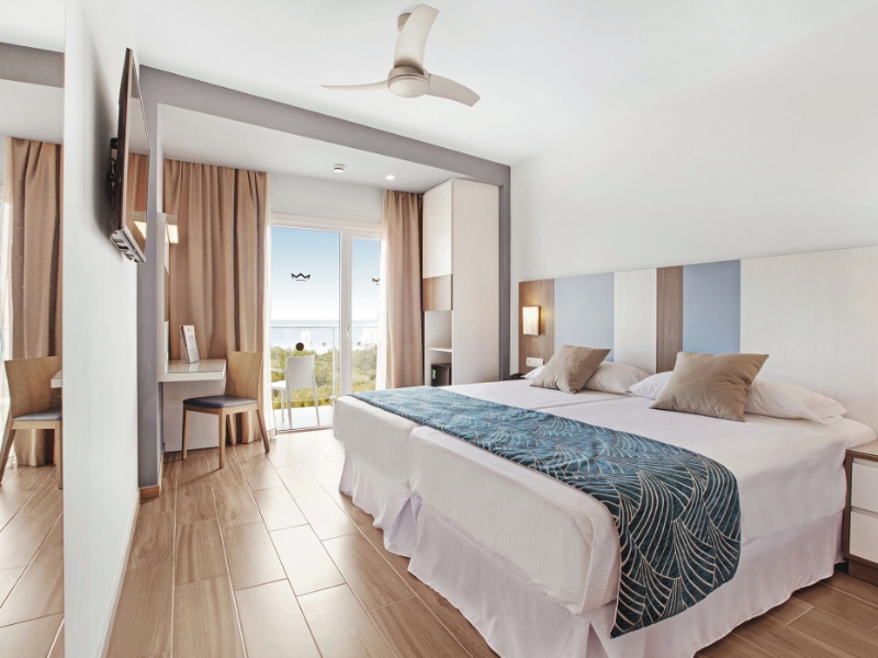 Room sea view