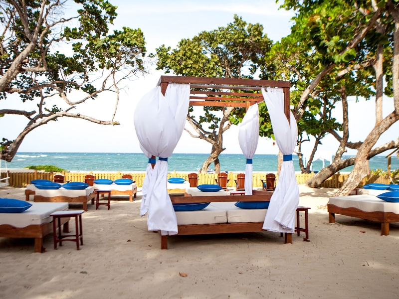 Sea View Cabana