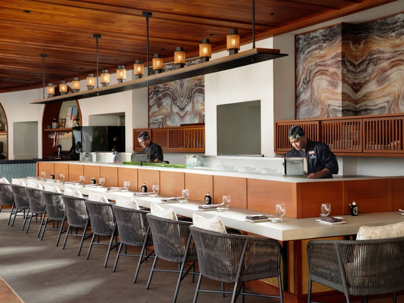 Dining The Royal Lanai Sushi