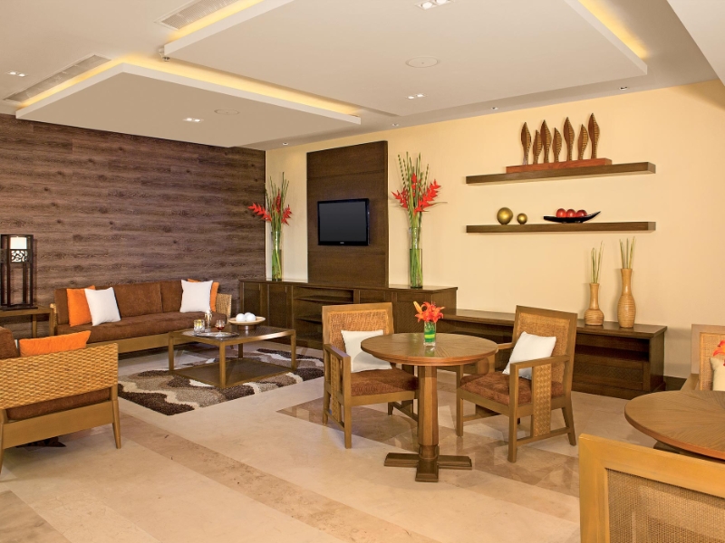 Preferred Club Lounge