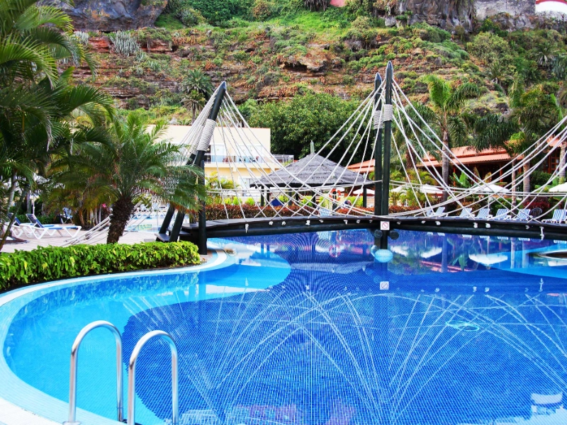 Pool Bridge
