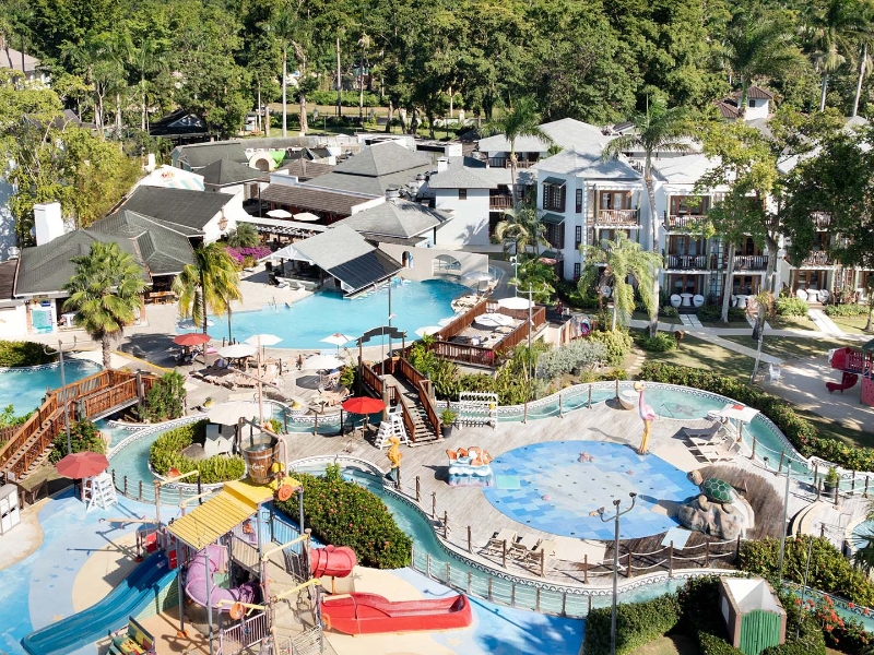 Pool aerial