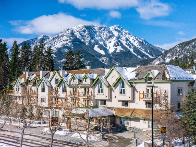Exterior Winter