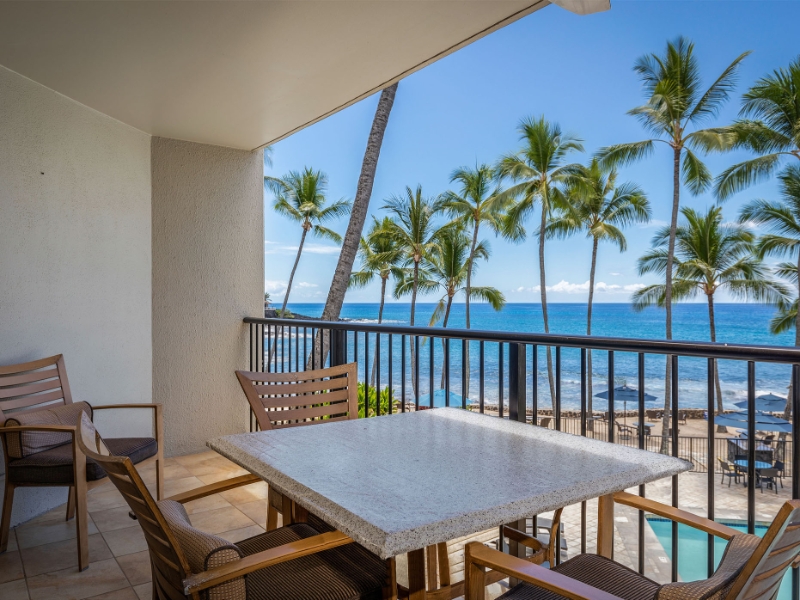 1 Bedroom Oceanfront Balcony