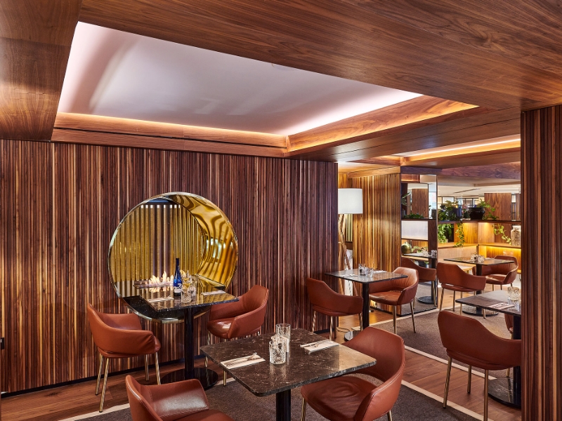 35 Bar and Lounge