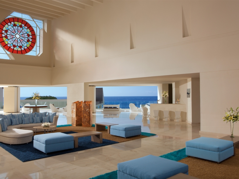 Open Air Lobby