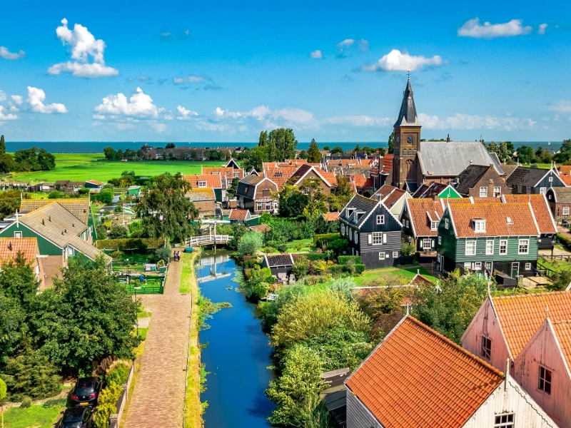 Marken