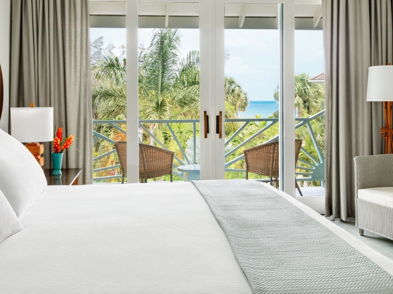 Deluxe Ocean Suite