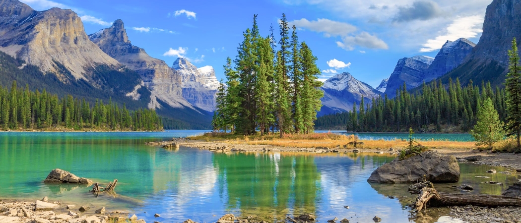 Maligne Lake